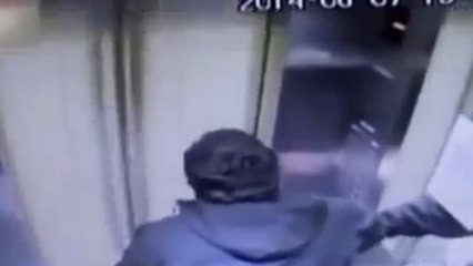 Chili : Un homme pris au piège dans un ascenseur fou