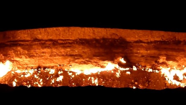 Turkménistan : les étonnantes ''Portes de l'Enfer'' bientôt ouvertes aux touristes