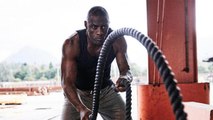 Comment Idris Elba fait pour rester en forme