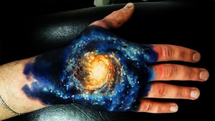 Tatouages 3D : les mains tatouées les plus réussies