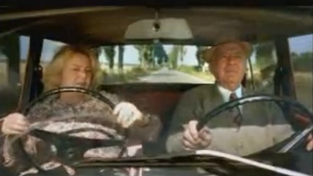 Cette grand-mère n’est pas aussi gentille que vous le pensez