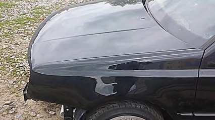 Découvrez comment cette étrange voiture fait un bruit aussi étonnant !