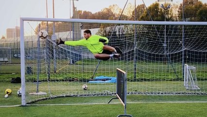 Les entraînements complètement fous de l'ancien gardien de Benevento