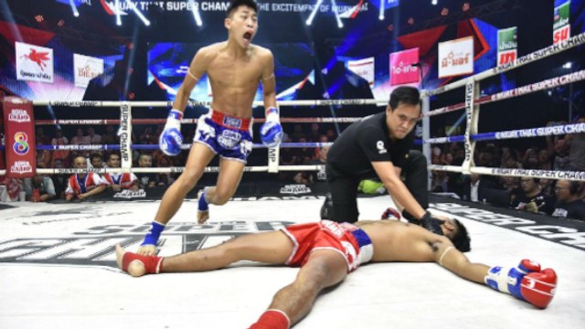 Muay Thaï : Un headkick du futur à la Muay Thaï Super Champ !