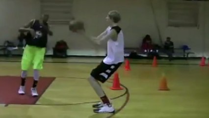 Ce collégien basketteur de 2m16 attire les recruteurs NBA