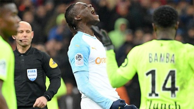 Morgan Sanson voit du Bafé Gomis en Mario Balotelli