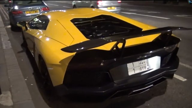 Une impressionnante Lamborghini Aventador dans les rues de Londres