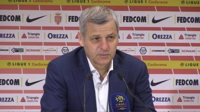 OL : À l'inverse de Jean-Michel Aulas, Bruno Genesio apporte son soutien à Memphis Depay