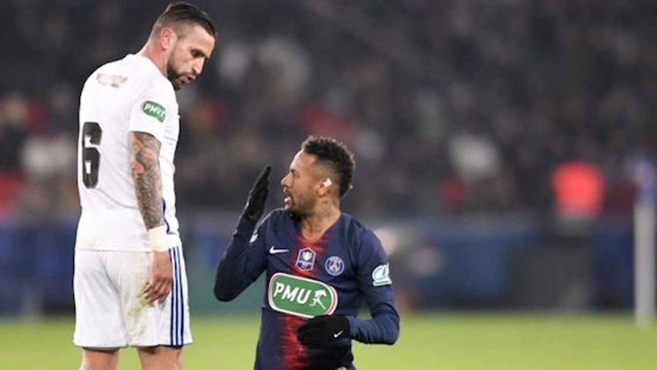 Ligue 1 :  Neymar atomise Anthony Gonçalves : "De quel droit le gars se permet de dire ces conneries après le match ?"