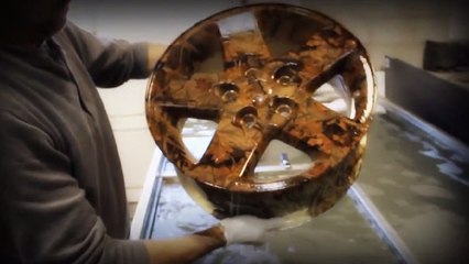 Tuning : customisez vos jantes en les plongeant dans de la peinture à l'eau !