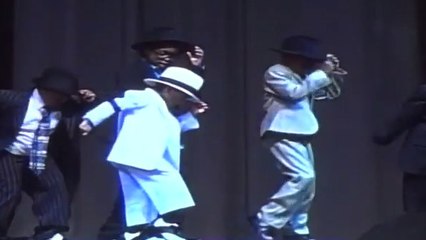 Cet enfant arrive à imiter Michael Jackson dans une prestation incroyable
