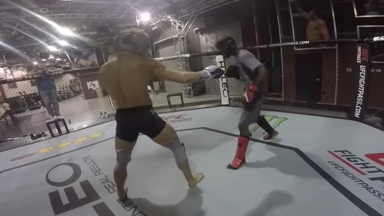 John Kavanagh, coach de Conor McGregor, diffuse une vidéo inédite d'un sparring brutal du Notorious