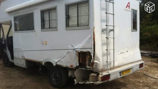 LeBonCoin : Il vend un camping-car ayant un petit choc à l'arrière