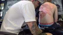 Il réalise un immense tatouage Viking... à main levée !