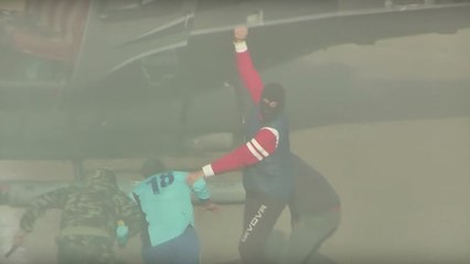 Il simule un kidnapping en hélico pour annoncer sa retraite, ça tourne mal !