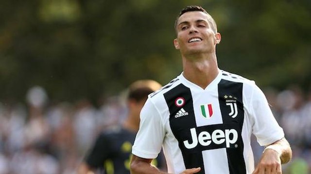 Cristiano Ronaldo a créé sa société d'implants capillaires