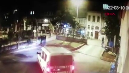 Kız arkadaşını rehin alan kişi ayağından vurularak etkisiz hale getirildi