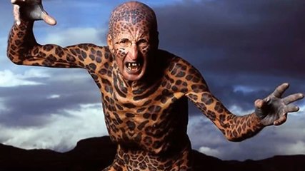 La tenue des tatouages sur la peau des Seniors