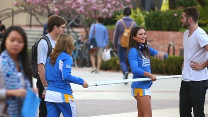 Bel homme vs garçon timide : qui les filles préfèrent-elles ?