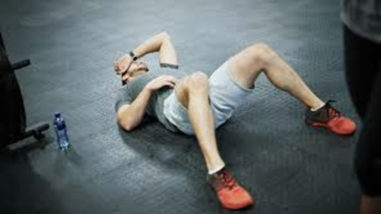 En croyant bien faire, vous réduisez vos gains musculaires avec cette erreur