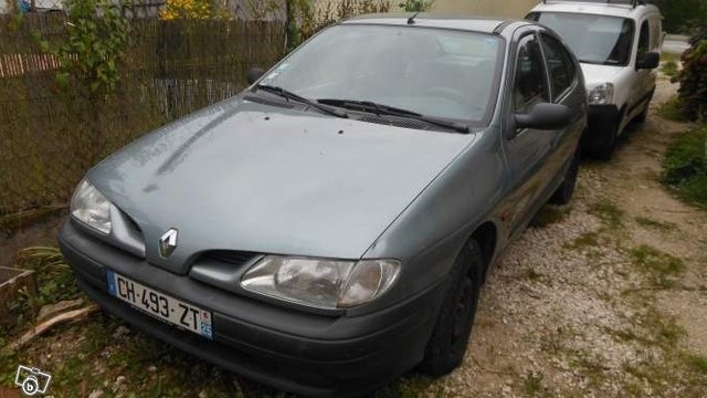 LeBonCoin : Cette Renault Mégane a une surprise à l'intérieur