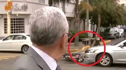 Un accident a lieu pendant son interview, sa réaction est incroyable