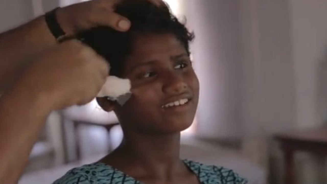 Deux soeurs aveugles de naissance recouvrent la vue