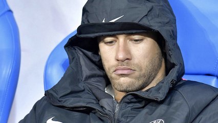 Neymar a t-il eu raison de frapper ce supporter ? Le monde du foot donne son avis
