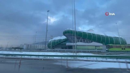 Bursa beyaz gelinliğini giydi