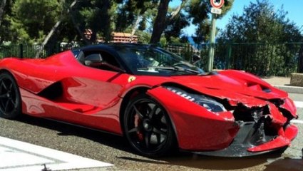 Le Bon Coin : un homme veut revendre une Ferrari California accidentée et à un prix incroyable !