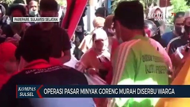 Operasi Pasar Minyak Goreng Murah Diserbu Warga