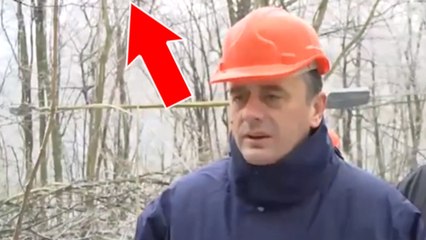 Cet homme a bien fait de garder son casque durant cette interview