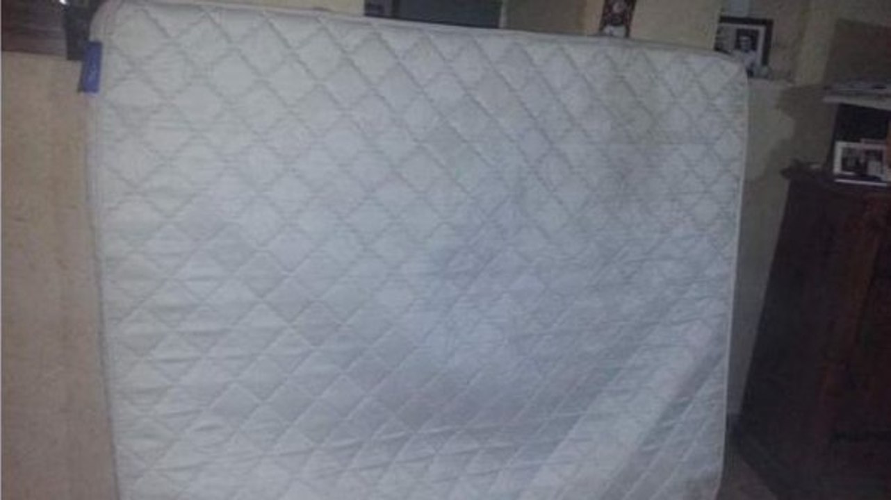 Le Bon Coin : une drôle de manière de vendre un matelas avec une annonce hilarante