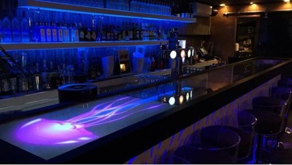 Ce bar a le plus grand comptoir interactif d'Europe