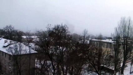 DOCUMENT RTL - À Dnipro, des bombes ont touché des logements et une usine