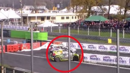 L'impressionnante manœuvre en voiture du pilote Valentino Rossi