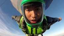 Wingsuit : Il saute depuis une montgolfière à 2000m d'altitude