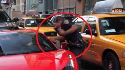 Le propriétaire de cette Ferrari aurait dû être plus respectueux envers ce policier