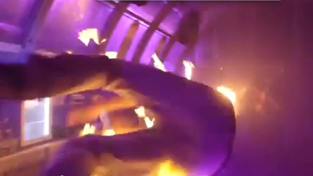 Ce mec a voulu faire le malin dans un bar et il l'a vite regretté