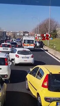 Roma, incidente in zona Portonaccio: coinvolte due automobili
