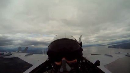 Embarquez à bord d'un avion de chasse F18 de la NAVY