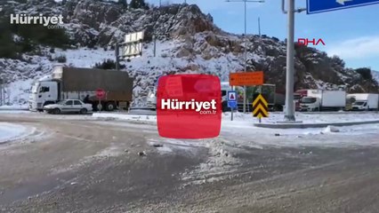 Antalya-Konya yolu araç trafiğine kapatıldı