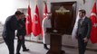 DİYARBAKIR - Diyanet İşleri Başkanı Erbaş, Valilik ve Belediye Başkanlığını ziyaret etti