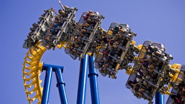 Nighthawk : des montagnes russes qui vous mettent la tête à l'envers