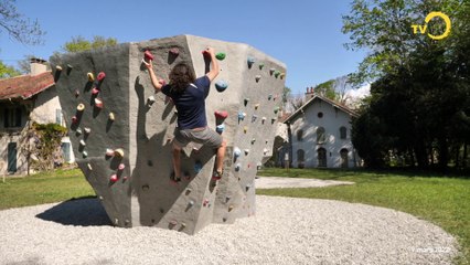 Sujet: des équipements sportifs pour la population