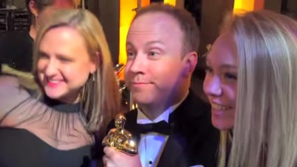 Il passe une soirée de malade dans Hollywood grâce à un faux Oscar