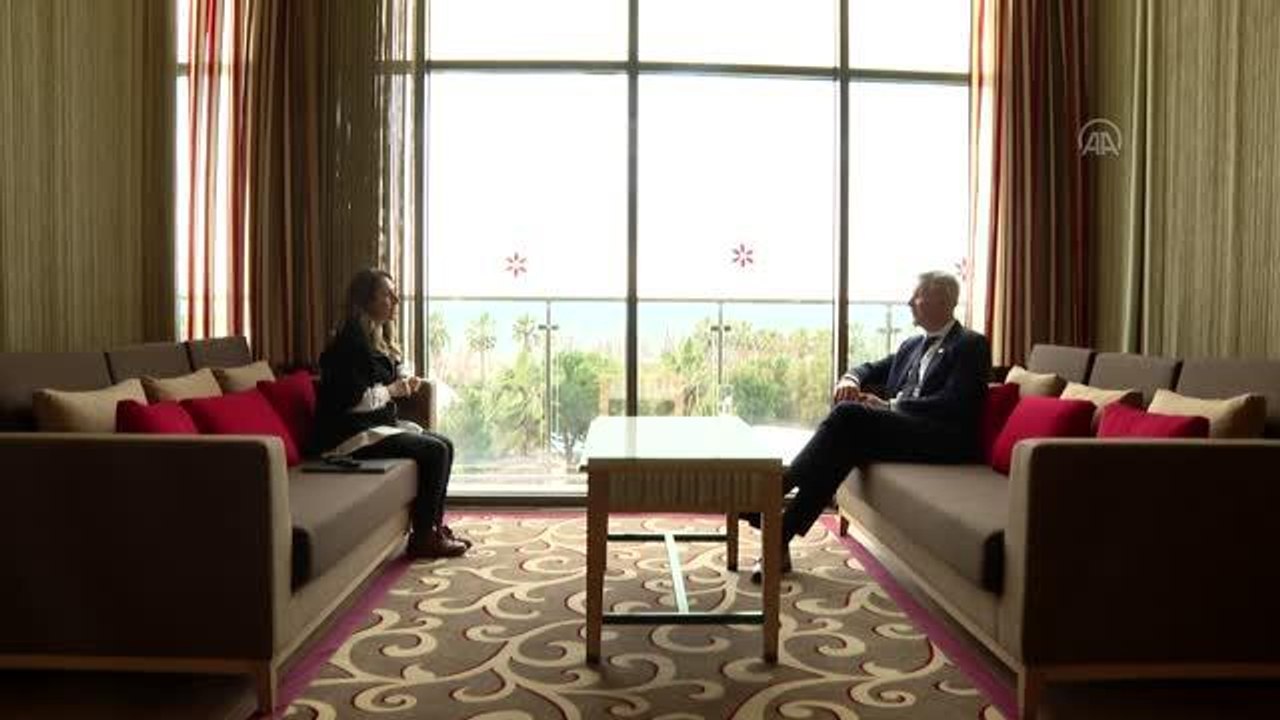 Son dakika haberi: Letonya Başbakan Yardımcısı ve Savunma Bakanı Pabriks, Rusya-Ukrayna savaşını değerlendirdi (1)