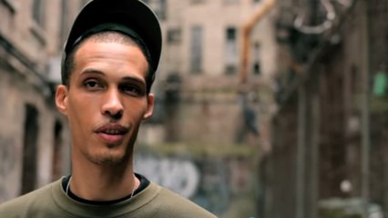 Un homme à la rue depuis ses 16 ans donne leçon de vie qui fait réfléchir