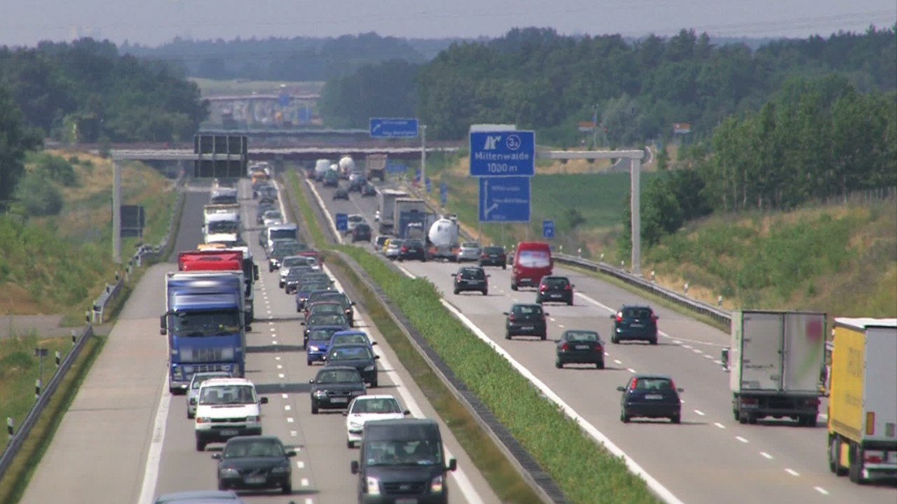 Tanktourismus: Lohnen sich längere Wege?