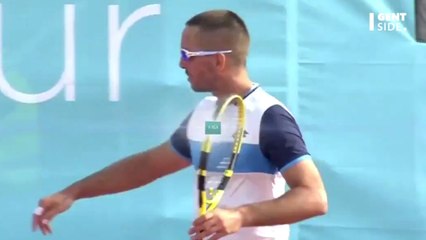 Novak Djokovic : le champion serbe perd un point face à un ramasseur de balles lors de l'Aidra Tour